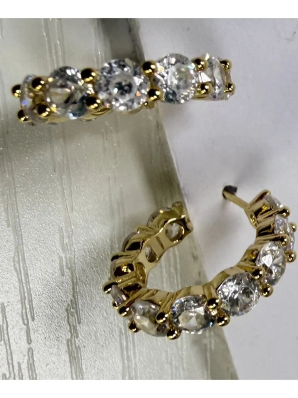 Rhinestone Gold Tone Hoop Earrings Classic Elegant Sparkle Wedding Party - Picture 6 of 7